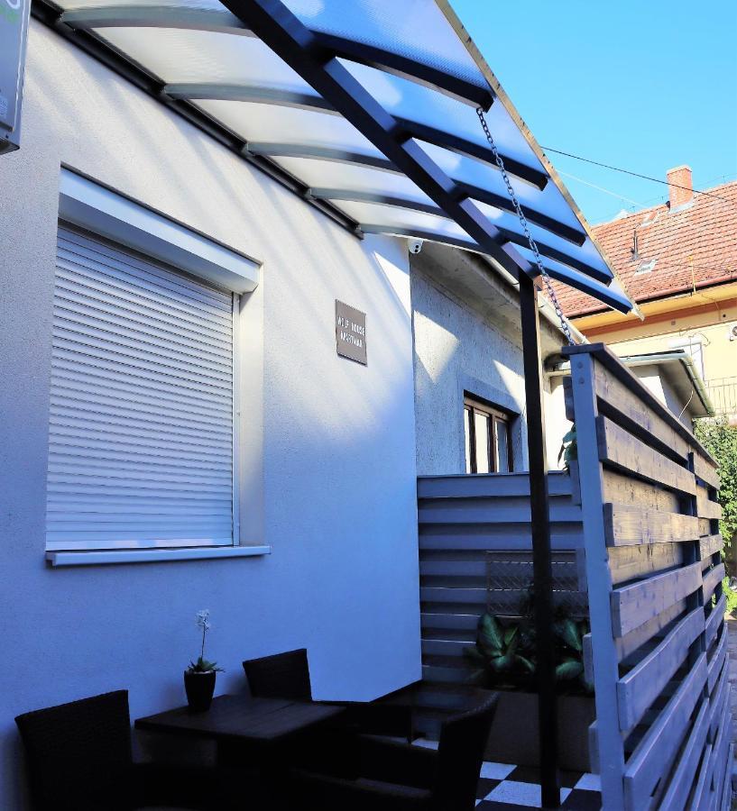 Wolf House Apartman Zalaegerszeg Exterior foto