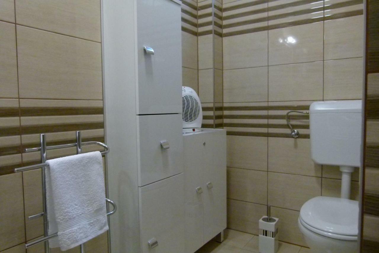 Wolf House Apartman Zalaegerszeg Exterior foto