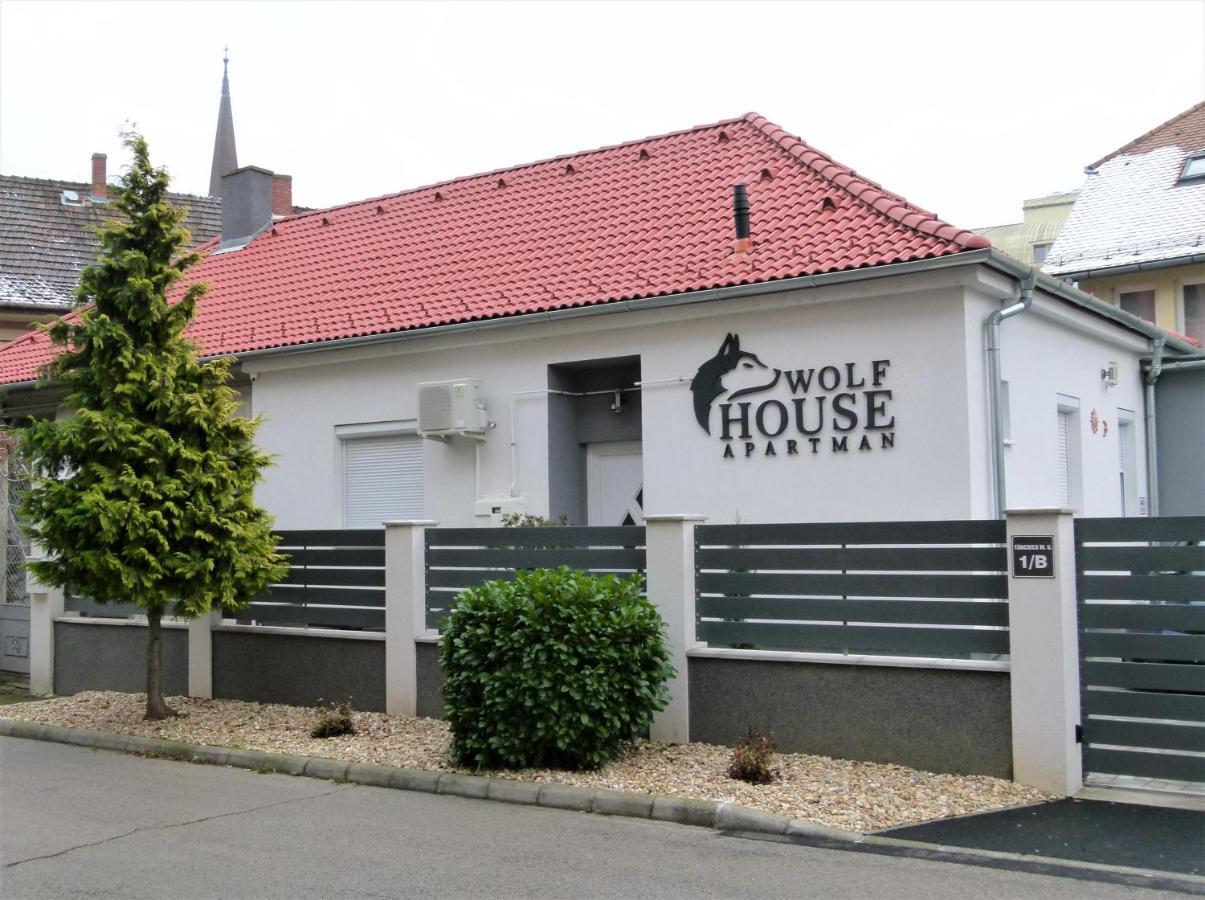 Wolf House Apartman Zalaegerszeg Exterior foto